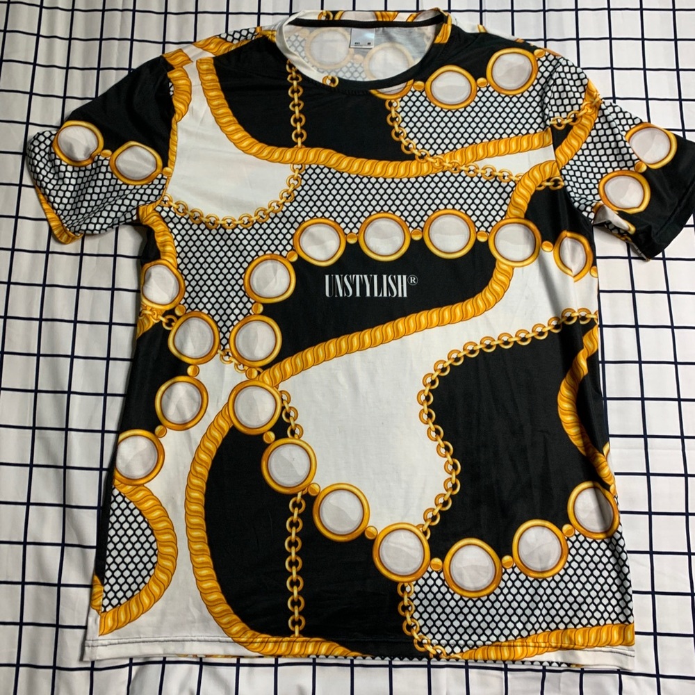 Chain print tee
